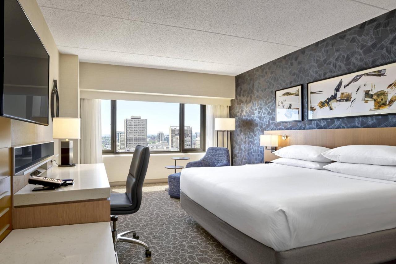 Delta Hotels By Marriott Calgary Downtown Bagian luar foto